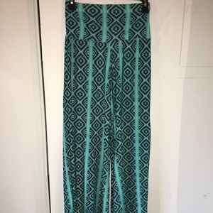 Wavy pants/ skirt